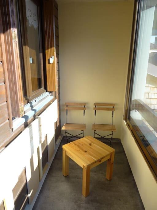 Appartement Au Coeur Du Village Avec Parking Prive Mijoux Exterior photo